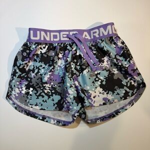 Under Armour Girls' Printed Shorts Youth Size Small EUC